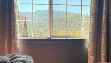 Room, 1 Queen Bed, Shared Bathroom, Mountain View | View from room