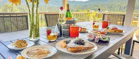 Desayuno a la carta gratuito y diario