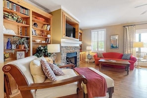 TV, DVD player, offices