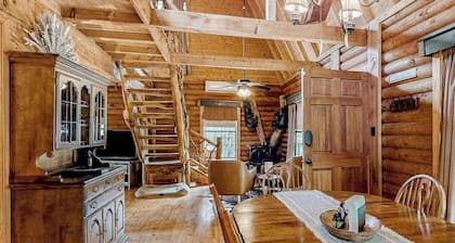 Glassy Mountain Getaway