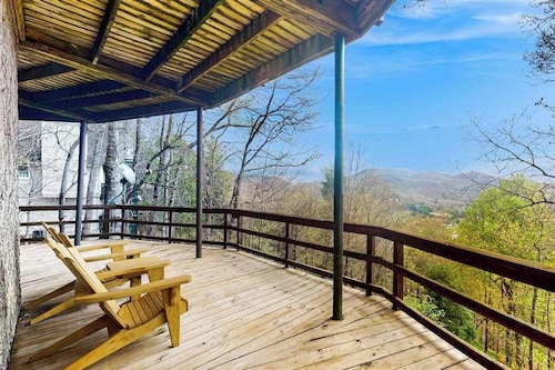 Mountain Nest Retreat