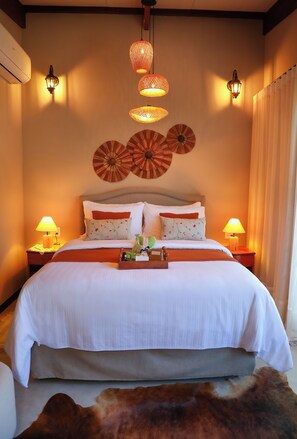 Chalet Deluks, beranda, pemandangan kebun | Tirai kedap cahaya, setrika/meja setrika, dan Wi-Fi gratis