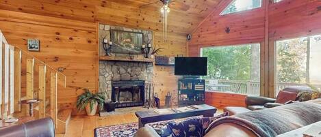 TV, fireplace, offices