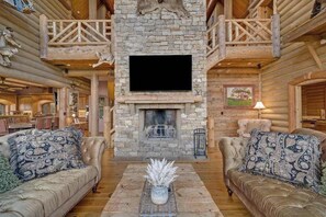 Interior - Majestic Lodge Retreat (Morganton)