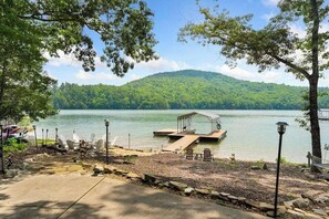 Property grounds - Lake Nottely Escapes Stay (Blairsville)
