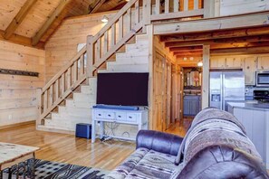 Fernseher, Kamin, Arbeitsbereiche