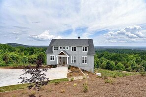 Exterior - Mountain Ridge Retreat (Clarkesville)