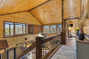 Interior - Hope Haven Blue Ridge (Blue Ridge)