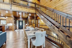 Dining - Hope Haven Blue Ridge (Blue Ridge)