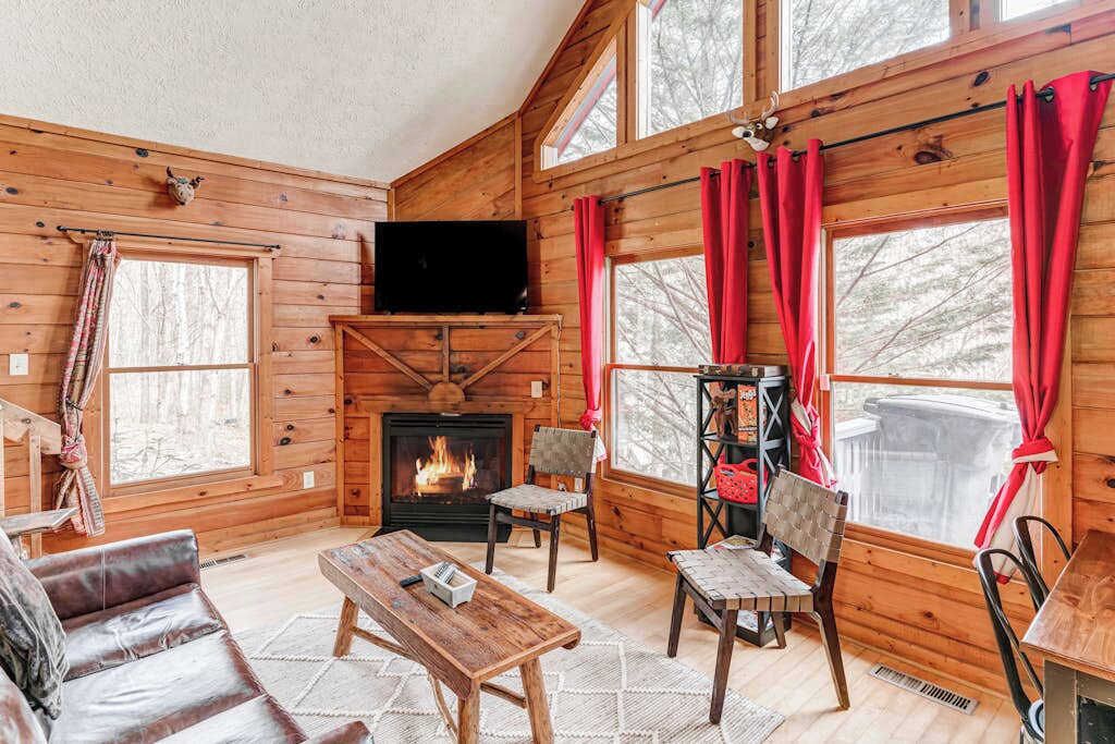 The Happy Camper Stay - Helen, GA