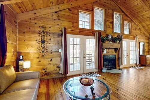 Country Cottage Cabin