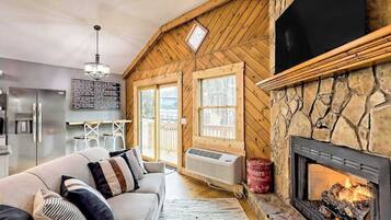 TV, fireplace, offices