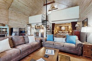 Fernseher, Kamin, DVD-Player, Arbeitsbereiche