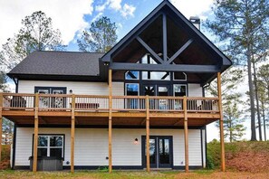 Exterior - Mountain Peak Lodge - Game Room (Ellijay)