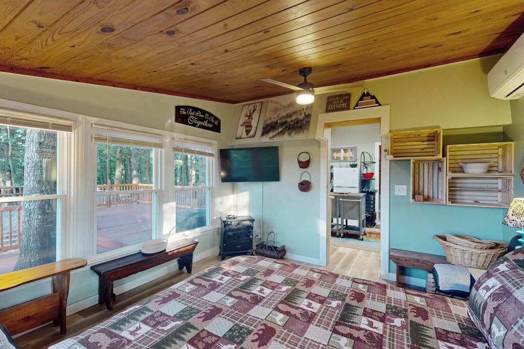 View For Two Retreat - Ellijay, GA