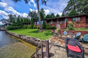 Exterior - On The Lake - Main House (Lakemont)