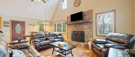 TV, fireplace, DVD player, offices