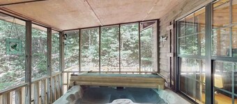 Bird Haus Sautee Cabin