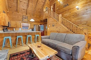 Fernseher, Kamin, Stereoanlage, Arbeitsbereiche