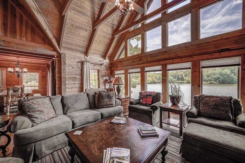 Log Haven Cabin Stay