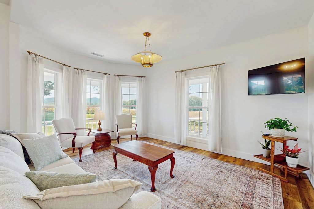 The Anderson House Stay - Cleveland, GA