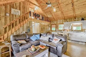 Fernseher, Kamin, Arbeitsbereiche