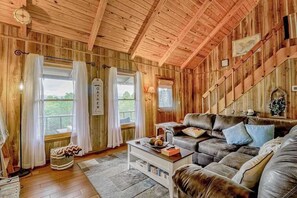 Fernseher, Kamin, Arbeitsbereiche