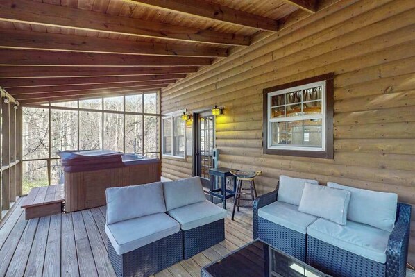 Terrace/patio - Bear's Den Sautee Cabin (Sautee Nacoochee)