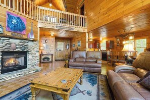 Fernseher, Kamin, Videospiele, Arbeitsbereiche