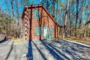 Exterior - Singing Pines Cabin Helen (Sautee Nacoochee)