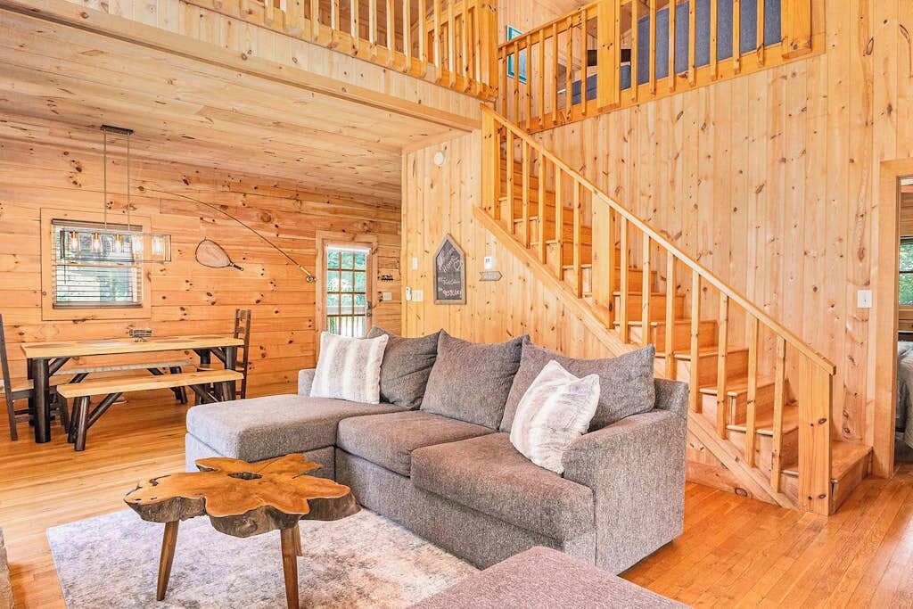 River Fishing Cabin - Dog Friendly - Tallulah Falls, GA
