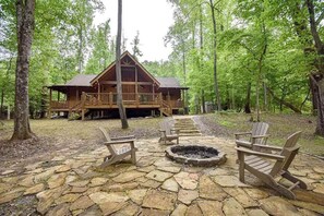 Terrace/patio - Toccoa River Run Cabin (Mineral Bluff)