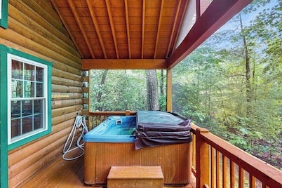The Hideaway Cabin Stay