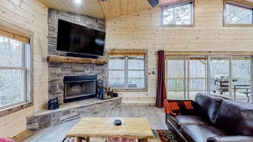 TV, fireplace, offices