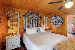 Bügeleisen/Bügelbrett, Reisekinderbett, WLAN, Bettwäsche