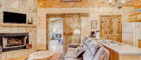 TV, fireplace, DVD player, offices
