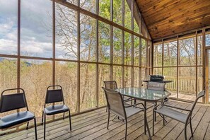 Dining - Majestic View Retreat (Sautee Nacoochee)