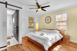 WiFi, bed sheets - EnDeering Retreat Stay (Atlanta)