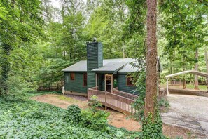 Exterior - Coffee Creek Cabin Stay (Sautee Nacoochee)