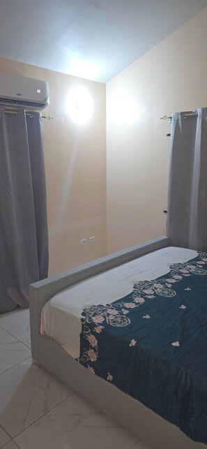 1 bedroom - Zim Oasis Portmore st Catherine (Portmore)
