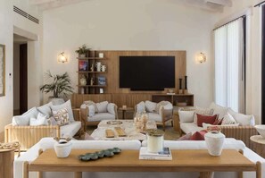 Living area - Heated Pool & Spa Villa 5BR for 12, Fire Pit (San José del Cabo)