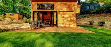 House | Outdoor dining