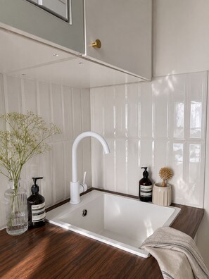 Bathroom - Central Paris Apartment near Opéra & Galeries Lafayette (Paris)