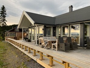 Outdoor dining - TexasToppen, cabin in Hafjell with sauna (Øyer)