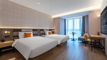Luxury Twin Room, River View | Laptop workspace, WiFi