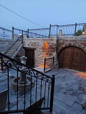 Family Triple Room | Property grounds - Cave house konak (İncesu)