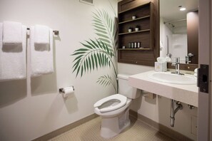 Combined shower/bathtub, eco-friendly toiletries, hair dryer, bathrobes