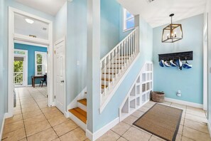 Interior - Gulf Views, Community Pool and Walk to Beach (Seacrest Beach)