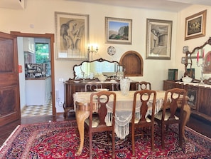 Classic Room, City View | Dining - Relais Casa Spanu (Dorgali)