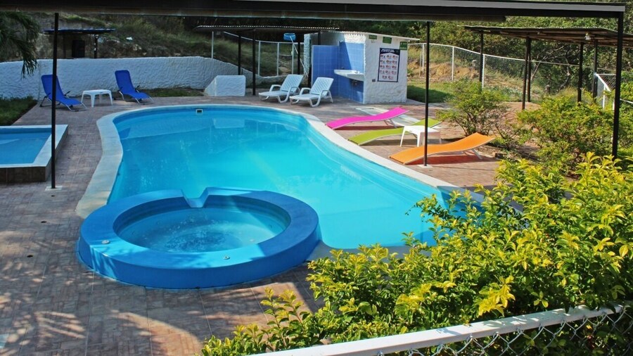 Girardot Cabañas - Balcón de Guabinal